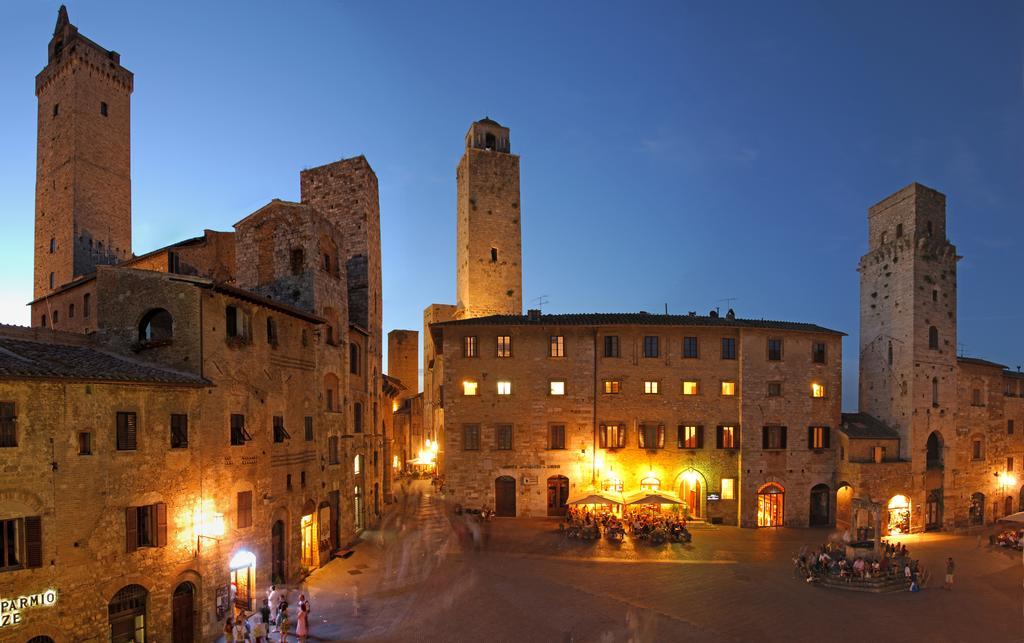 Leon Bianco Hotel San Gimignano Exterior photo