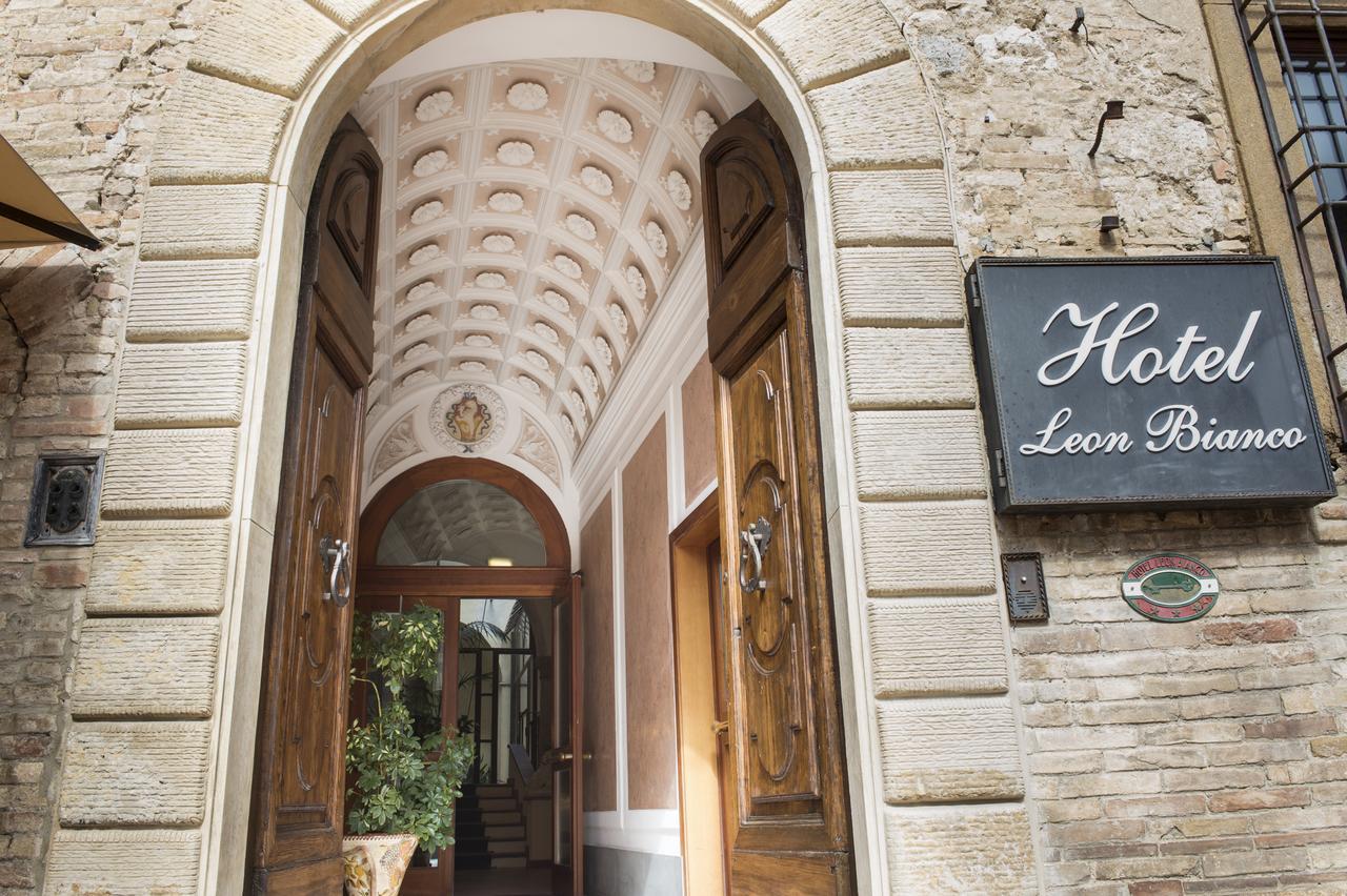 Leon Bianco Hotel San Gimignano Exterior photo